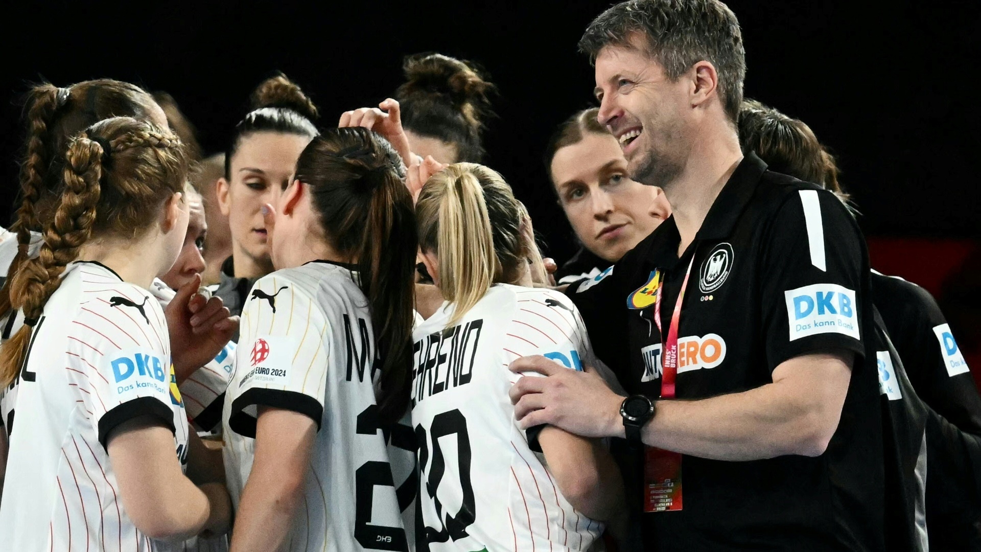 Markus Gaugisch und die Handball-Frauen des DHB wollen bei der EM nochmal jubeln