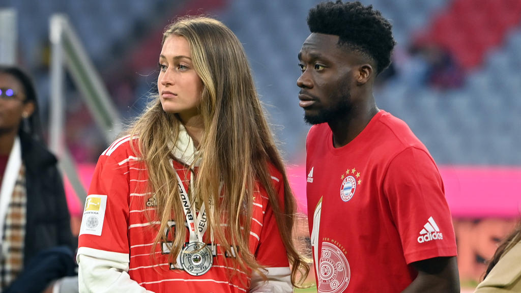 Alphonso Davies (re.) und Ex-Freundin Jordyn Huitema