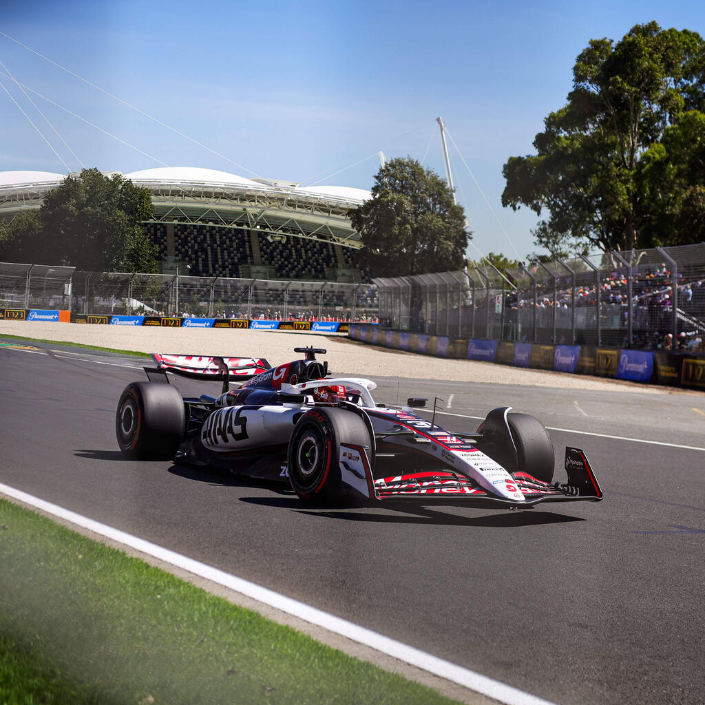 20. Platz: Esteban Ocon (Haas) - 1:16.420m in FP2