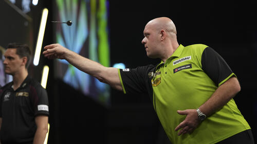 Michael van Gerwen muss sich in der Premier League Darts strecken