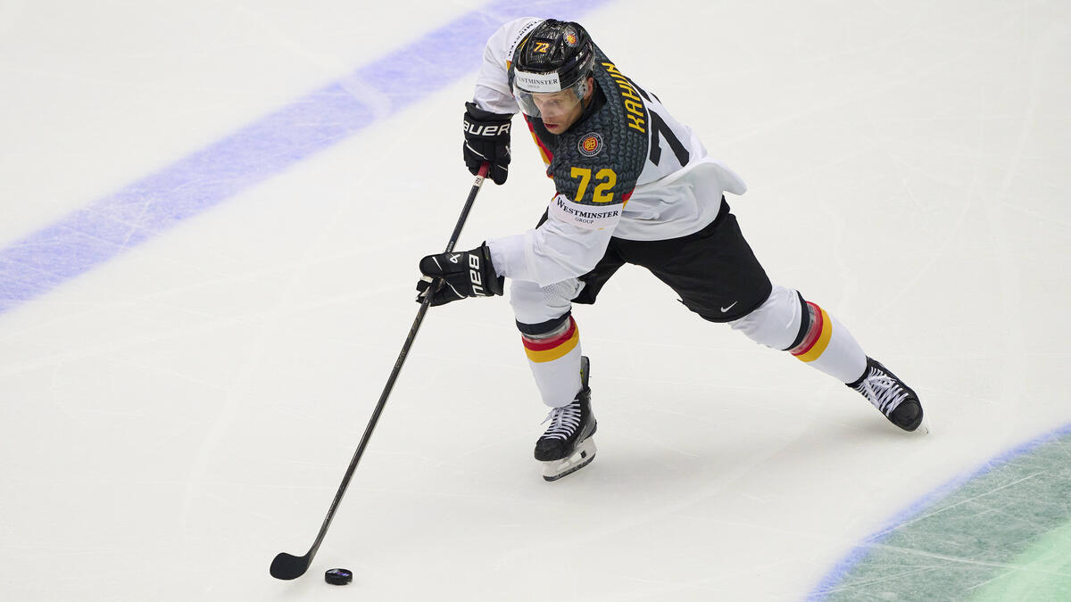 Nationalspieler Dominik Kahun ist frustriert